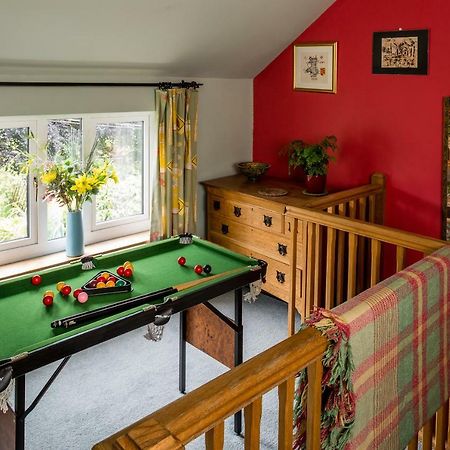 1 Tan Yr Eglwys Barn Cottage Pontardawe المظهر الخارجي الصورة