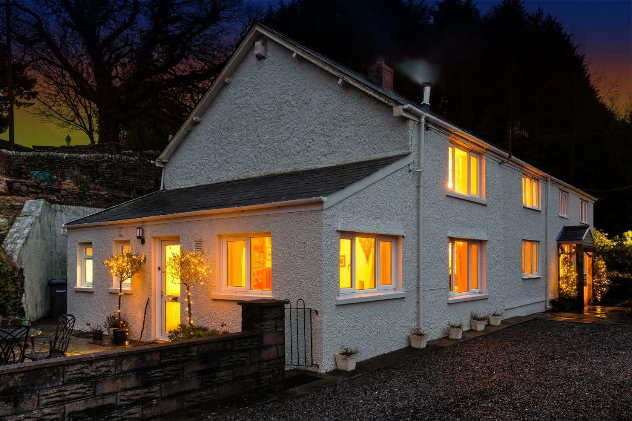 1 Tan Yr Eglwys Barn Cottage Pontardawe المظهر الخارجي الصورة